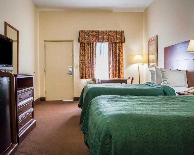 Quality Inn Weeki Wachee Spring Hill - photo 7