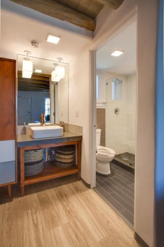 El Vado Motel - photo 7