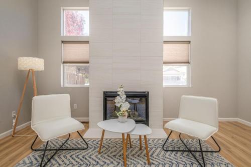 Designer Home conveniently located in Reno NV