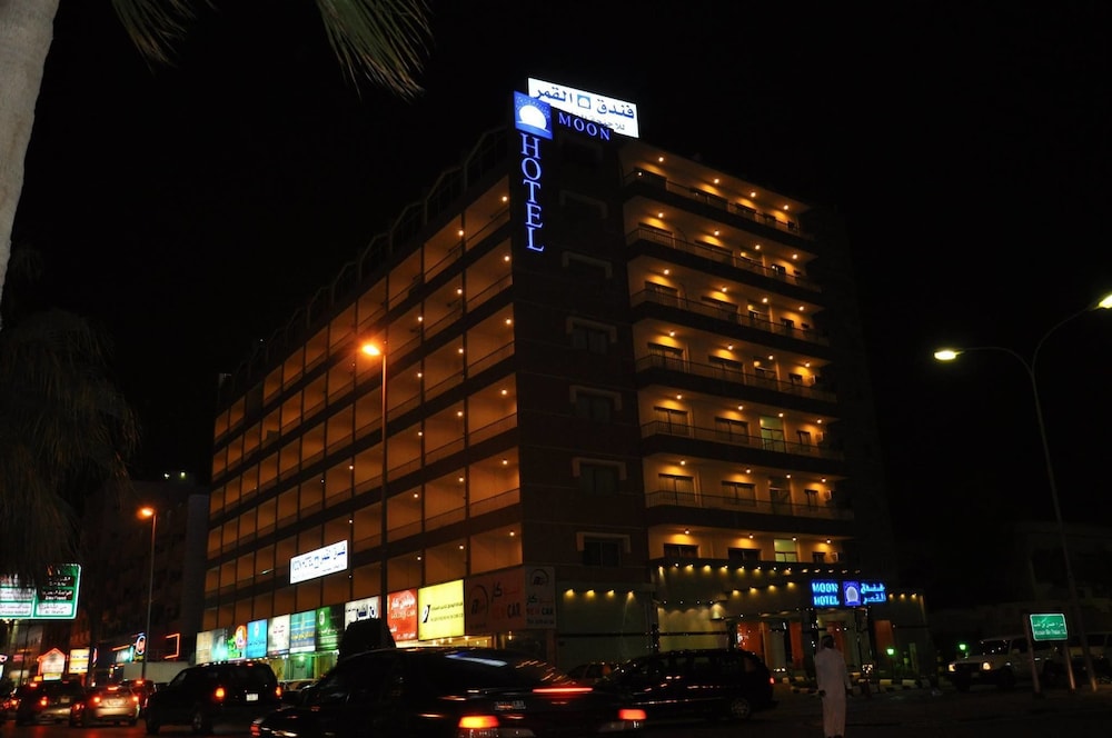 Moon Hotel by OYO Rooms in Dammam, Saudi Arabia