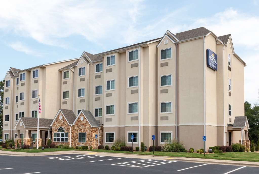 Microtel Inn & Suites by Wyndham Searcy - featured photo