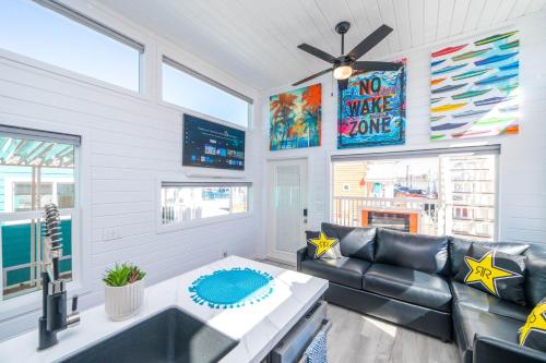 Rockstar at Road Runner Resort in Parker, United States