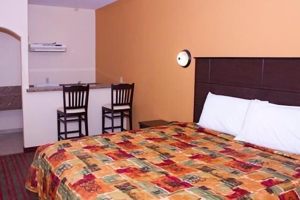 Guest Inn San Benito Harlingen - photo 9