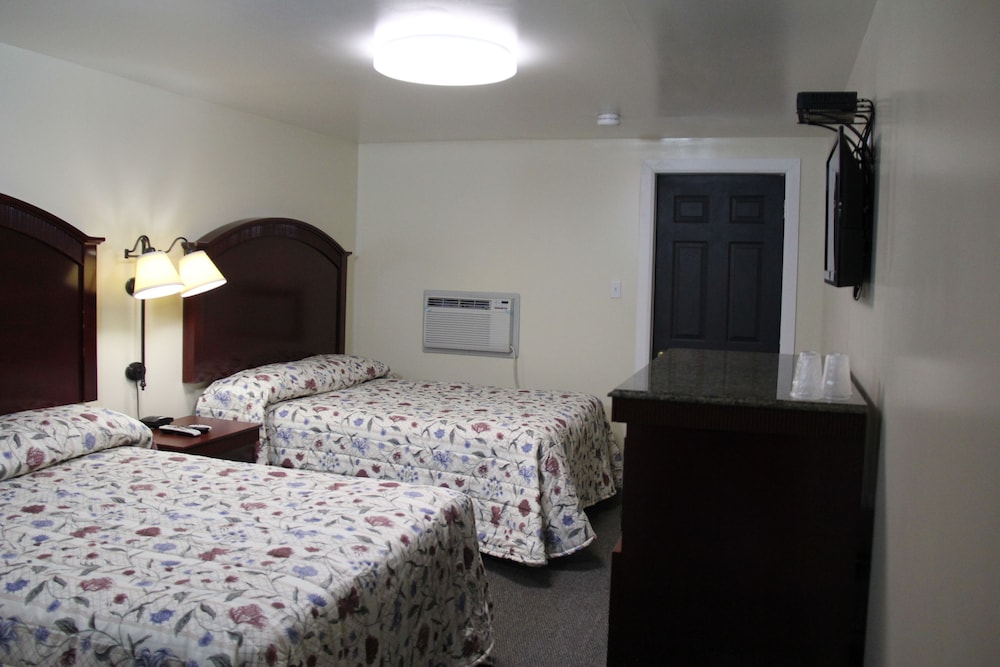 Pleasant Hill Motel - photo 10