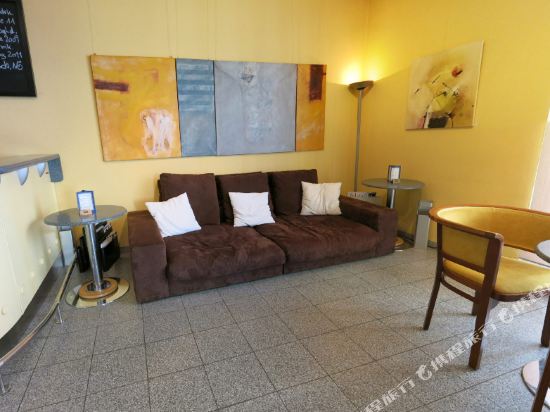 CheckVienna Brandmayer Apartments Contactless Check IN — 4-Star Luxury Hotel in Vienna, Austria