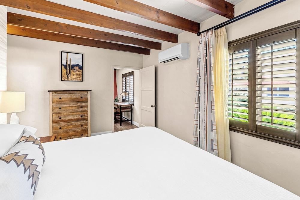 Lodge on the Desert - photo 34