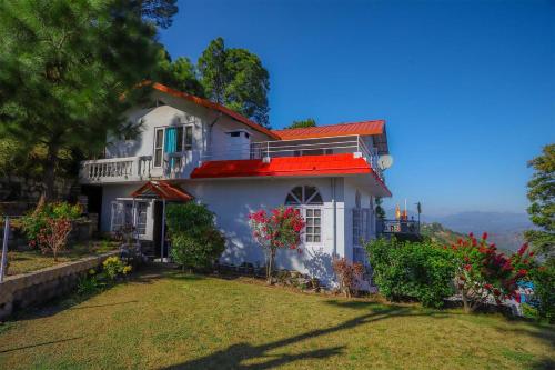 Misty Mountains Cottage In the Lap of Nature — 4-Star Luxury Hotel in Kasauli, India