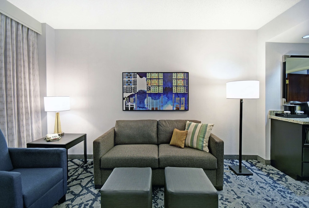 Embassy Suites Charleston - photo 24