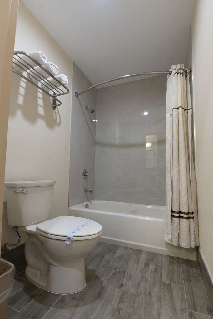 Knights Inn South Amboy - photo 12