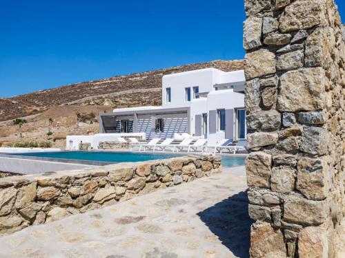 Templo y Mar VI by Mykonos Mood — 4-Star Luxury Hotel in Mykonos, Greece