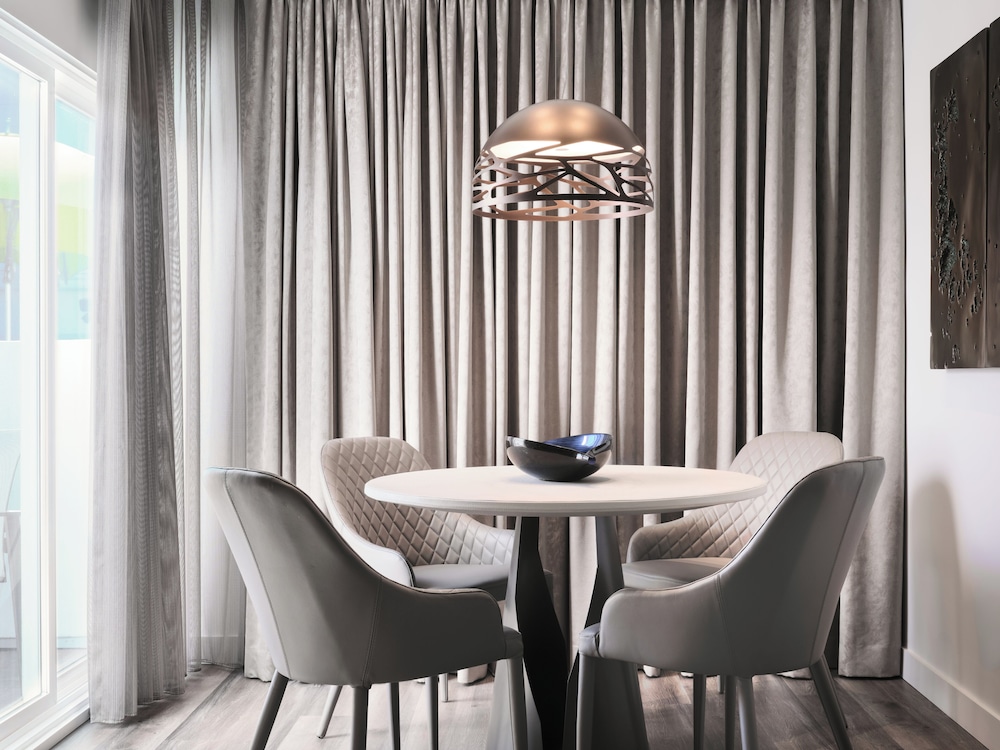 Sunset Marquis - photo 19