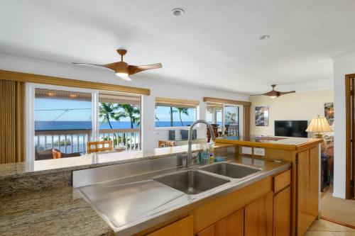 Ocean View 2 Bedroom Kahalu'u Reef — 4-Star Luxury Hotel in Kailua-Kona, United States