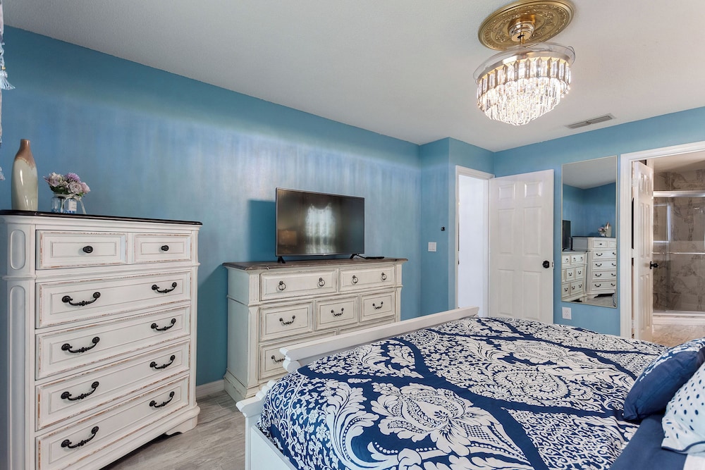 Breathe Easy at Solterra Resort by Shine Villas condo - photo 165