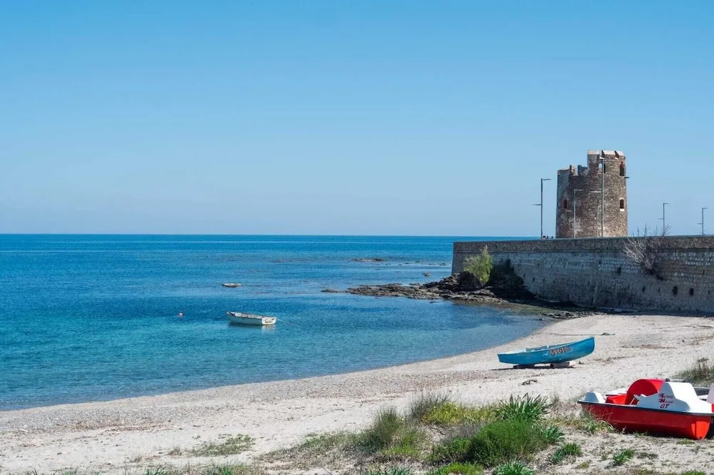 Splendid Detached Villa Near the sea — 4-Star Luxury Hotel in Siniscola, Italy
