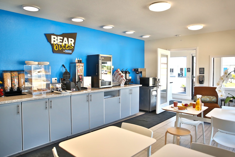 Travelodge by Wyndham Crescent City - photo 23