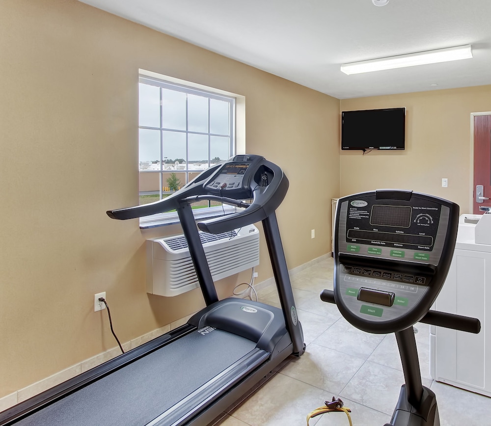 Cobblestone Hotel & Suites Waynesboro - photo 45