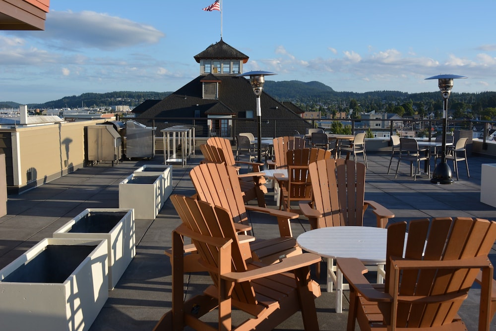 Majestic Inn & Spa - photo 94