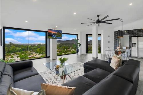 Modern 3BR Apartment — 4-Star Luxury Hotel in Davao, Philippines