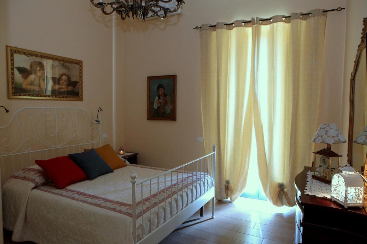 Anchor and Rose in Salerno, Italy