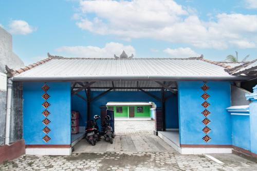 Hotel O Penginapan Mekar Sari Near PT. Lombok Menara Energygas — hotel in Kuripan
