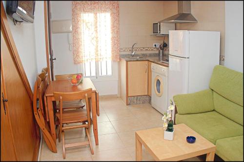 Apartamento Centro Conil — 4-Star Luxury Hotel in Conil De La Frontera, Spain
