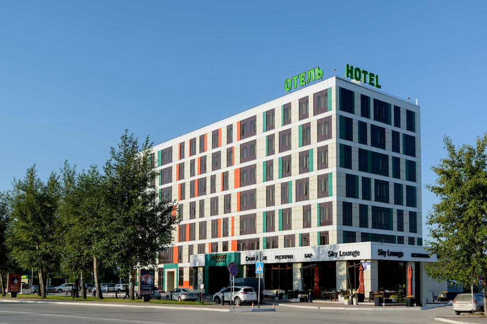 SkyPort Hotel — hotel in Ob'