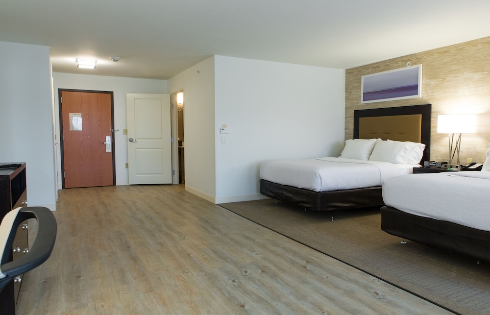 Holiday Inn Bloomington Airport by IHG - photo 21
