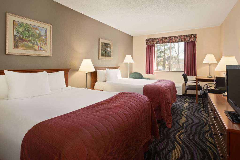 Baymont by Wyndham Logan - photo 8
