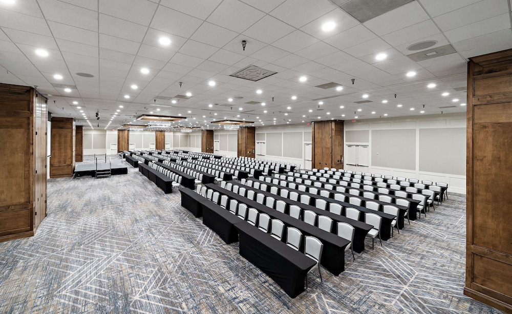 Hilton College Station & Conference Center - photo 85