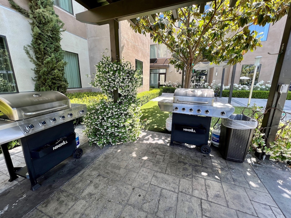 Staybridge Suites Carlsbad by IHG - photo 48