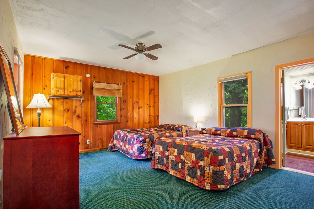 Birchcliff Resort - photo 20