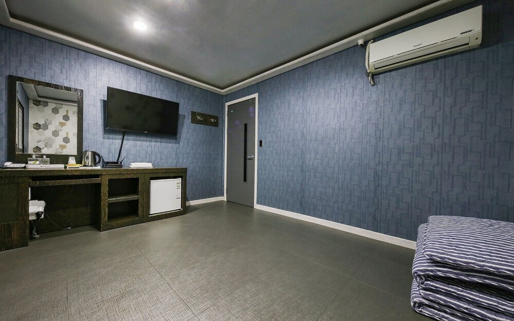 Chungju Hotel Soyu in Waegwan, South Korea