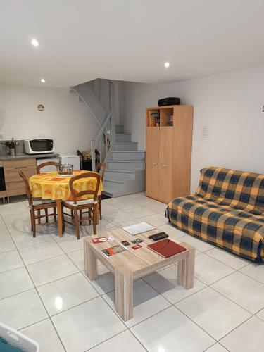 Au Coin de la Rue - last minute hotel in Unknown City