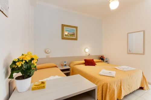 Hotel Nevia - last minute hotel in Cervia