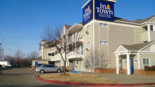 InTown Suites Extended Stay Arlington TX Six Flags - photo 12