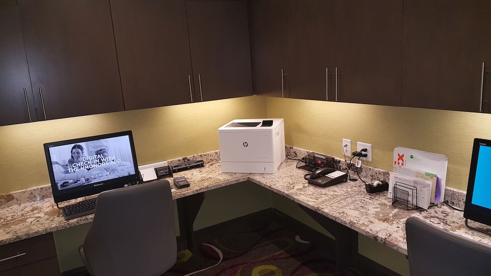 Hampton Inn & Suites La Porte - photo 41