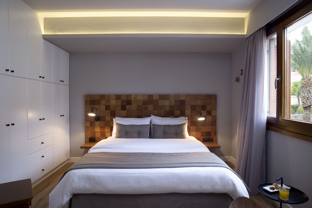 Apollon Library Suites — Nafpaktos — photo 4