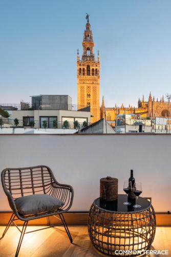 Hommyhome Conteros Cathedral Apartments — 4-Star Luxury Hotel in Sevilla, Spain