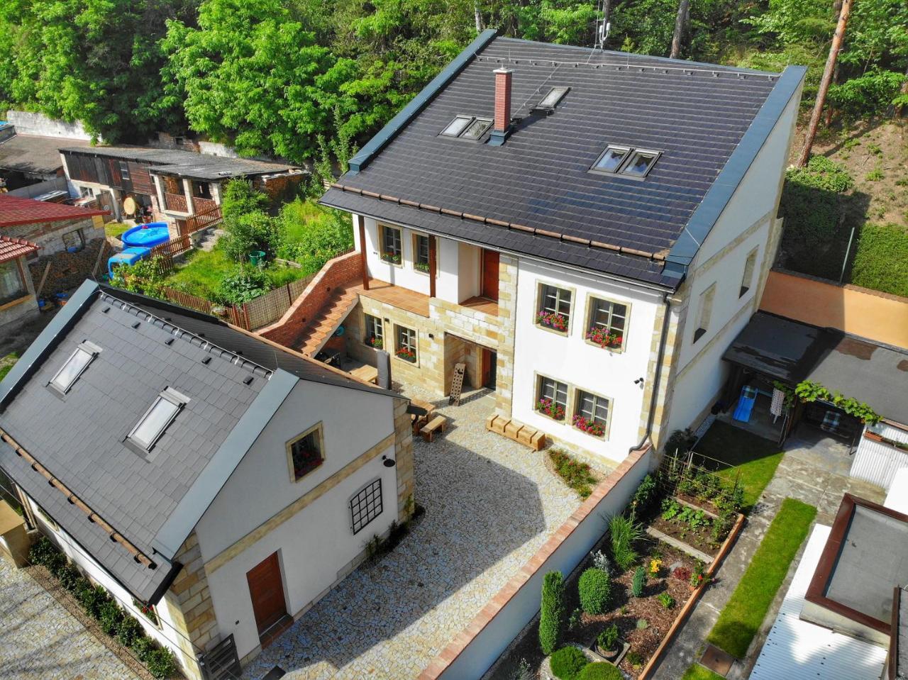 Penzion Stodola — hotel in Bela Pod Bezdezem