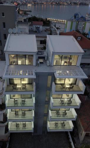 Mavili Luxury Apartments — 4-Star Luxury Hotel in Kavala, Greece