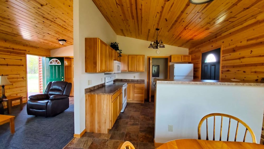 Jasper Ridge Inn Ishpeming - photo 147