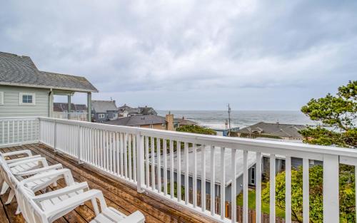 Home By The Sea — 4-Star Luxury Hotel in Lincoln, United States