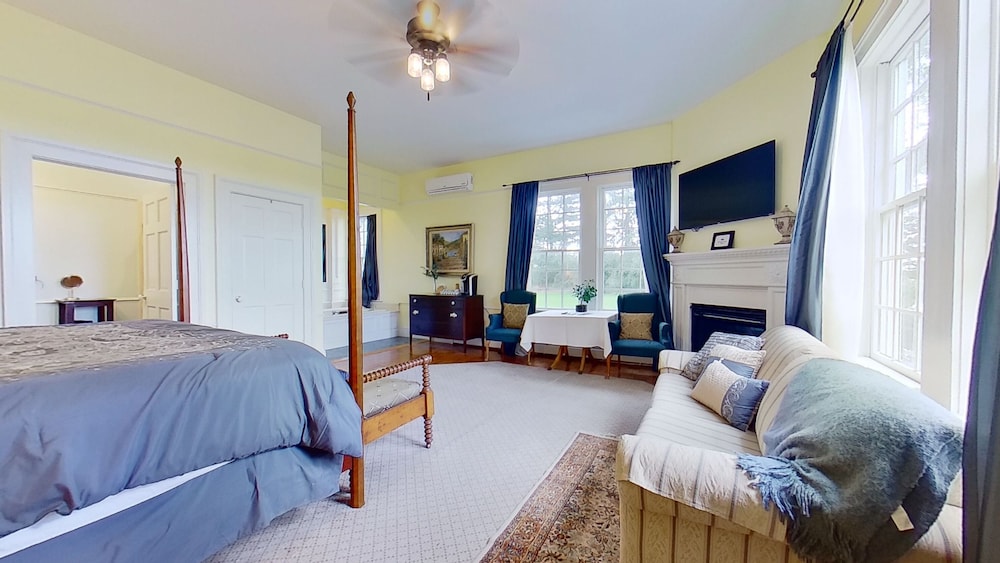 John Joseph Inn - photo 15