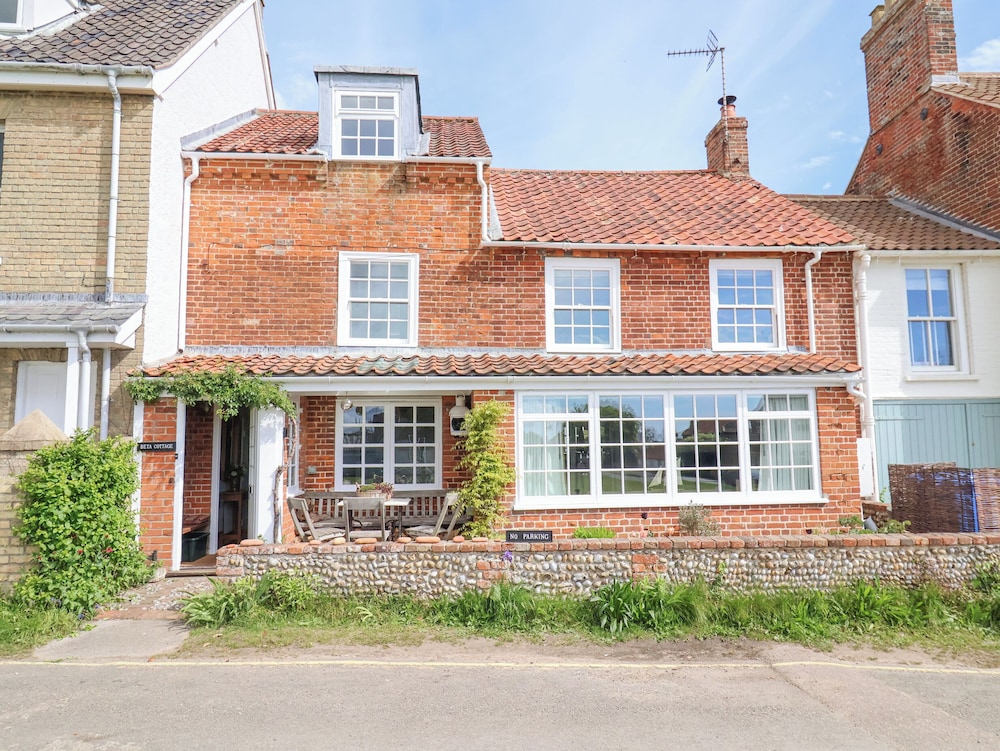 Beta Cottage — 4-Star Luxury Hotel in Southwold, United Kingdom