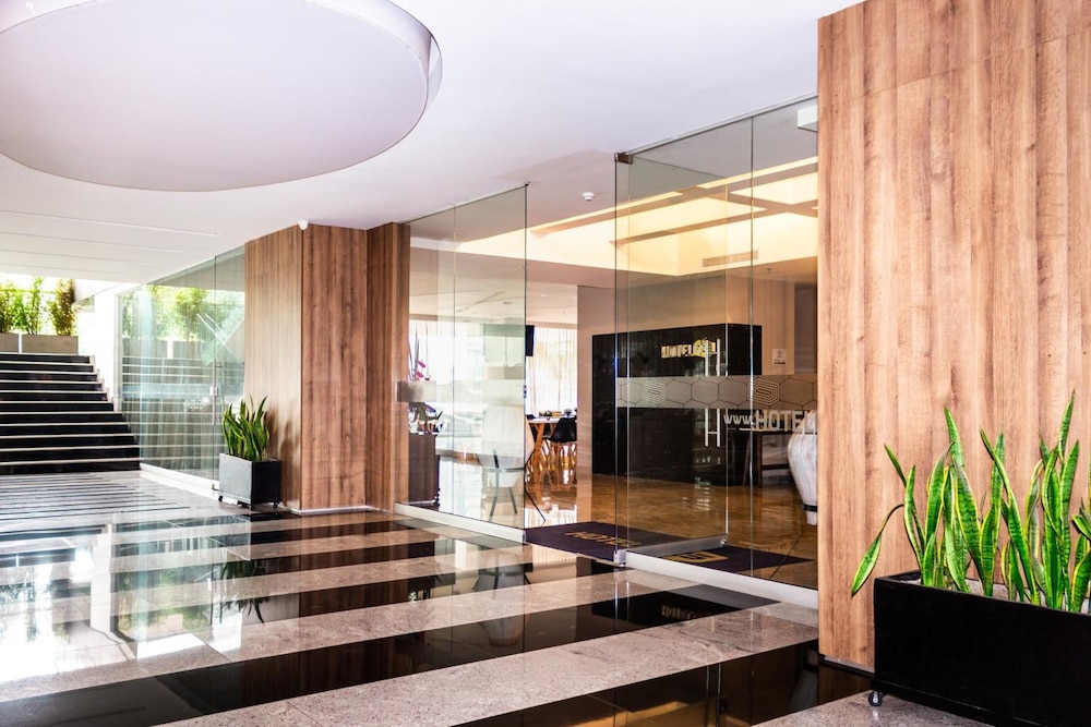 Hotel F25 in Ibague, Colombia