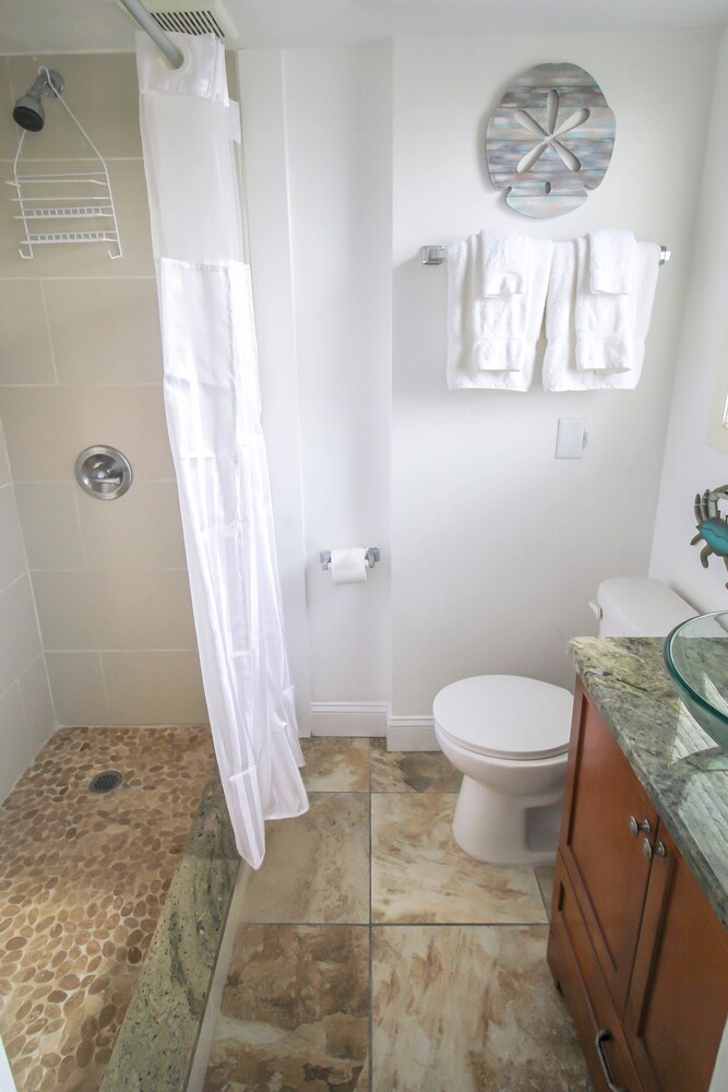 Sandalwood Beach Resort - photo 14
