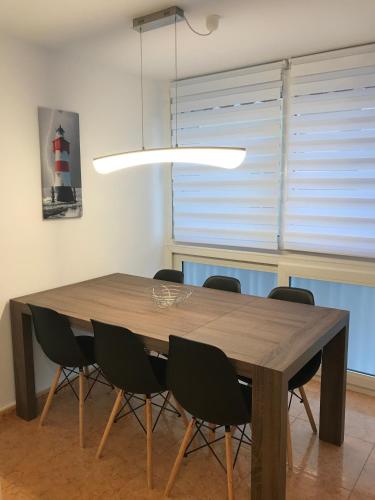 Central Modern 3bdr A C Wifi & Parking in Vinaros, Spain