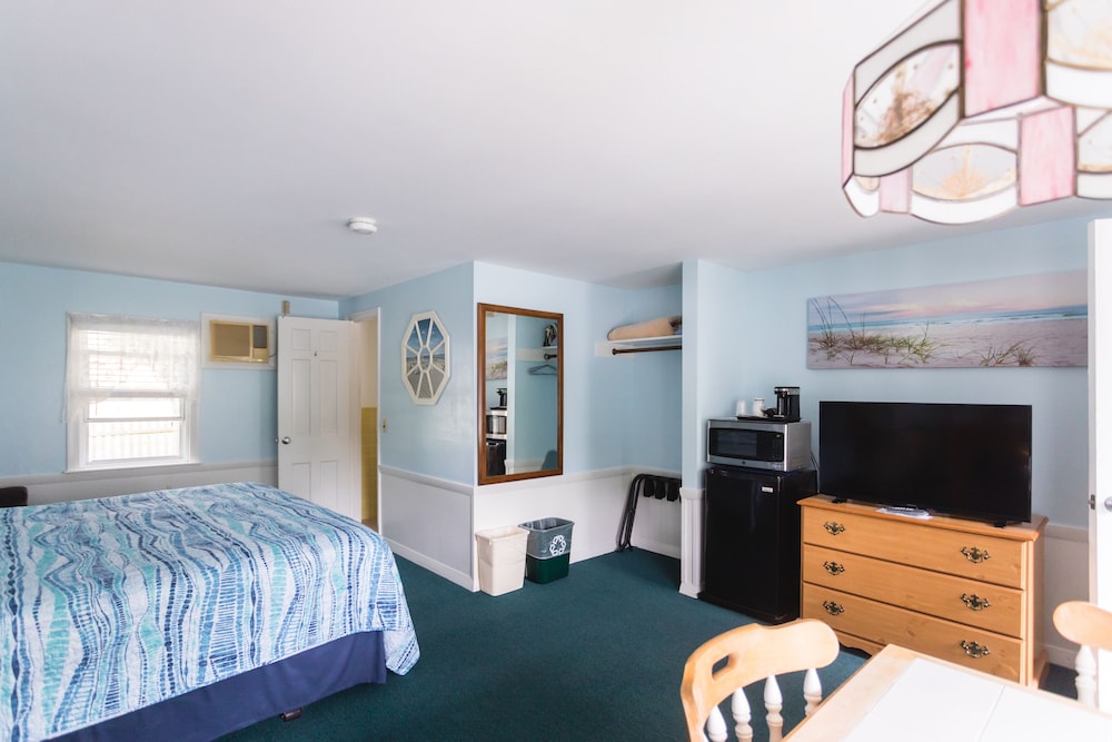 A Beach Breeze Inn - photo 3