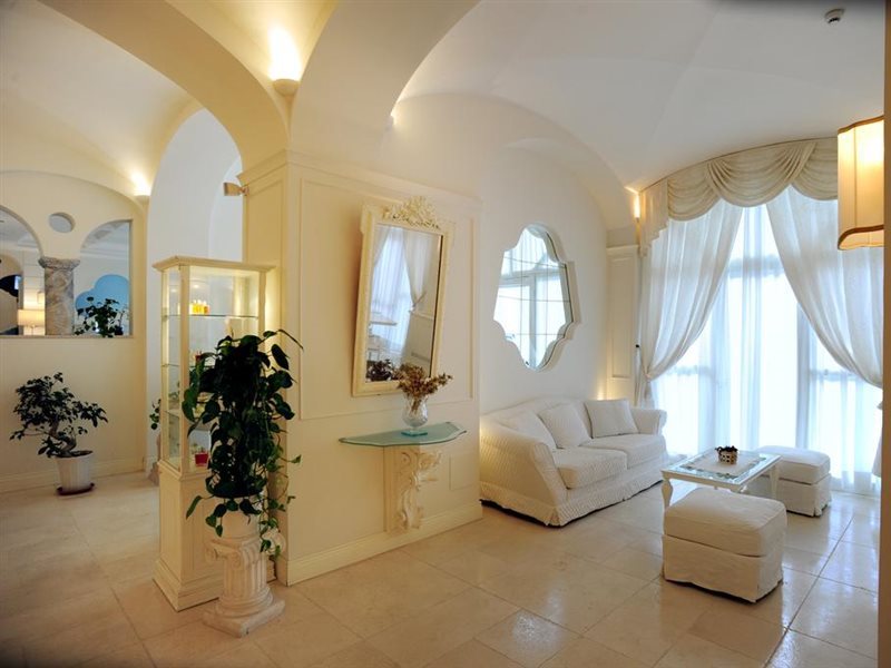 Minori Palace — Minori — photo 3