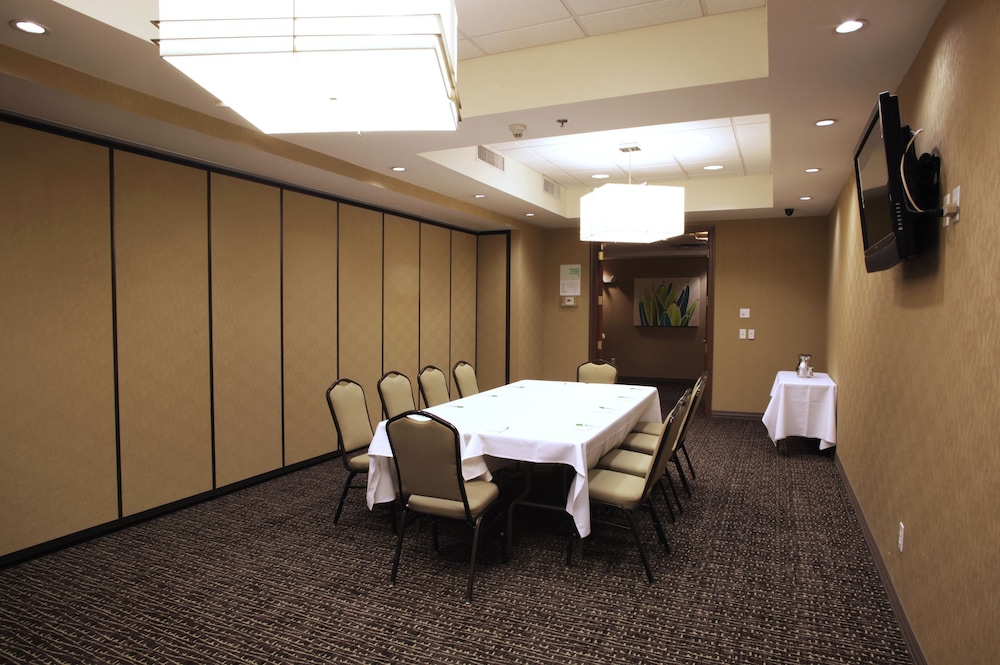Holiday Inn Phoenix Chandler by IHG - photo 92